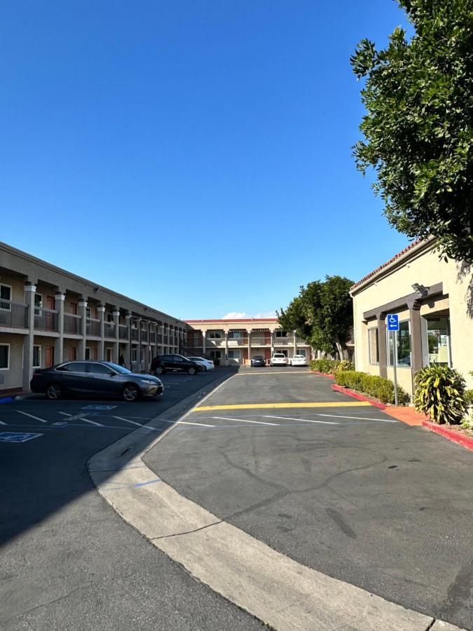 Rodeway - Angeles South South Gate