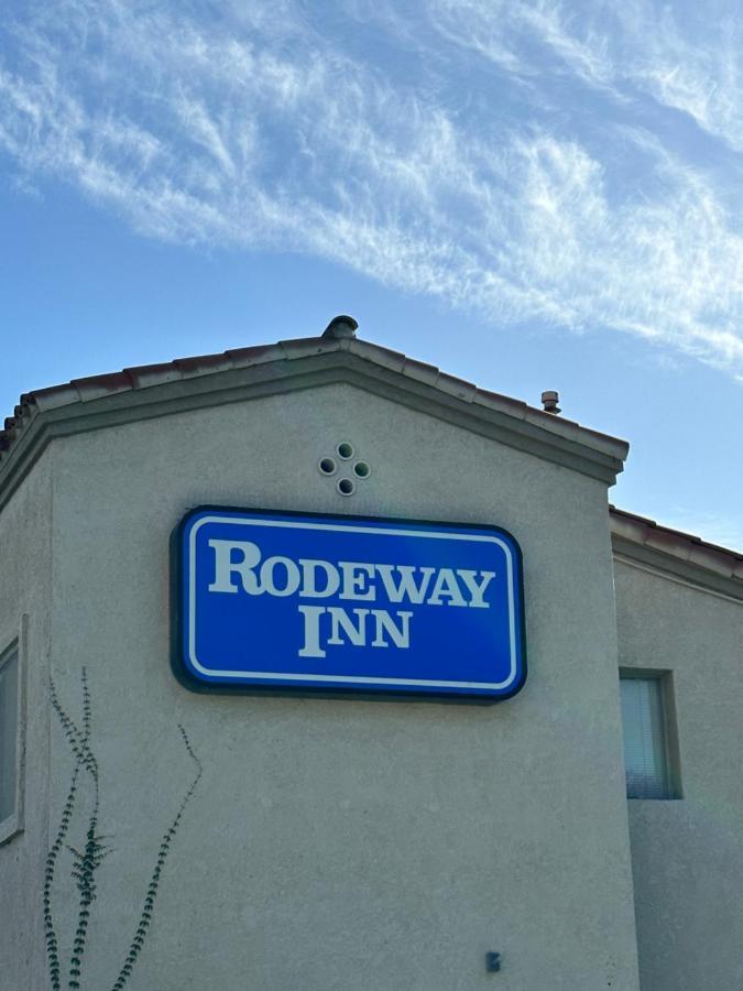 Inn Rodeway - Angeles South South Gate